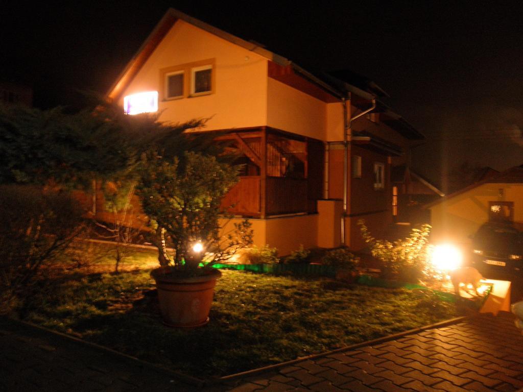 Penzion Ivana Valašské Meziříčí Exterior foto